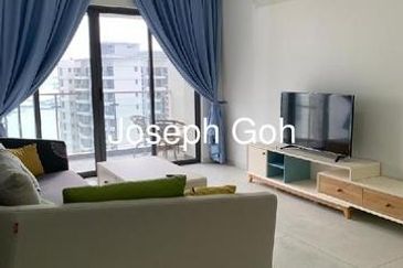 Baypoint @ Country Garden Danga Bay