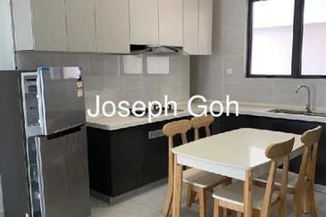 Baypoint @ Country Garden Danga Bay