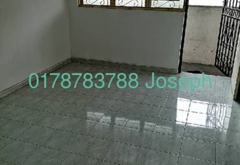 Flat Taman Ungku Tun Aminah