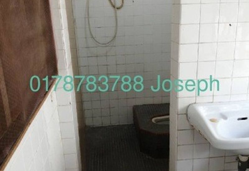 Flat Taman Ungku Tun Aminah