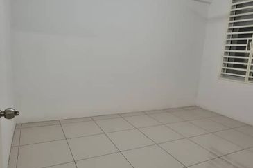 Pangsapuri Mesra Jaya, 3 car park for sale