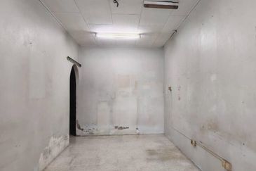 Single Storey original 3 Room Butterworth