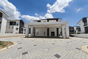 Super Bungalow Gated & Guarded Kota Permai Taman Lembah Permai Completed Project