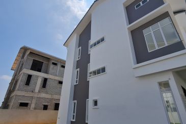 Bungalow , Direct Developer Unit