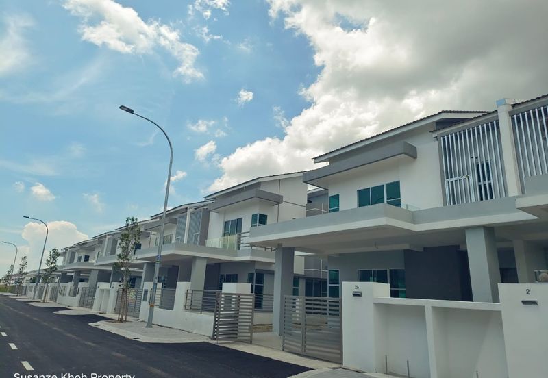 Limited Unit , Free Legal Fee