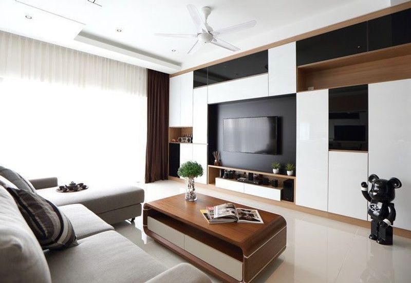 Low Booking Fee With Free Legal Fee