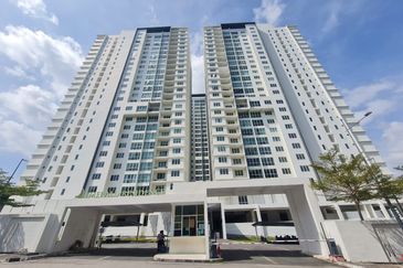 Emerald Park Apartment