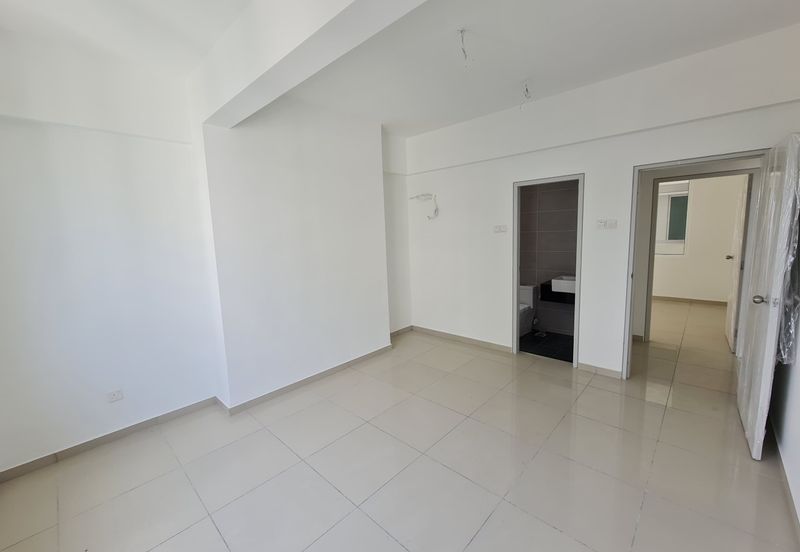 Emerald Park Apartment