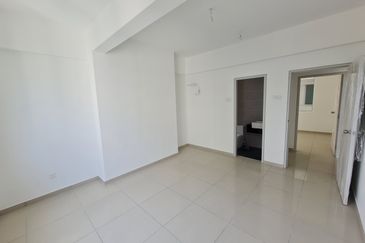 Emerald Park Apartment