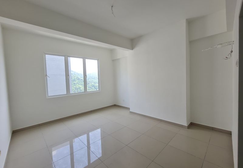 Emerald Park Apartment