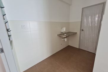 Emerald Park Apartment