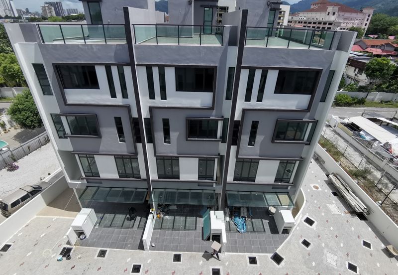 8 Babington Residence