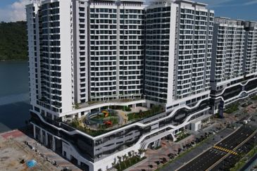 Queens Residences @ Queens Waterfront