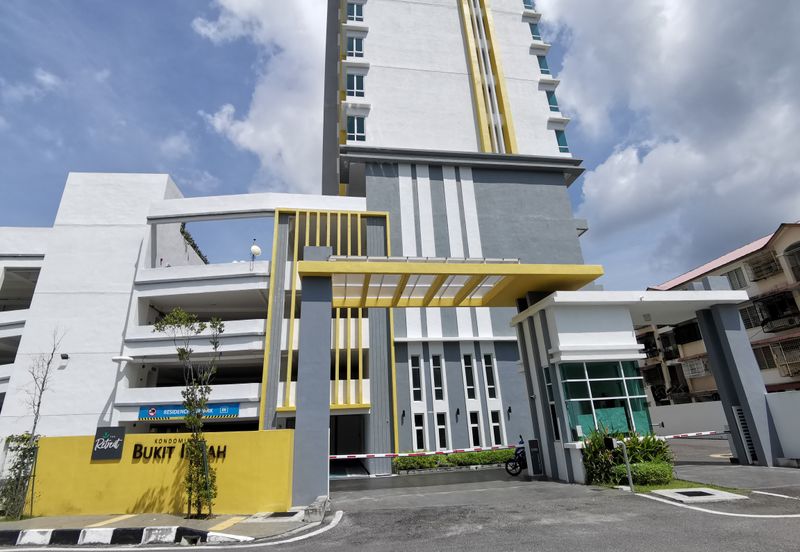 The Retreat Condominiums