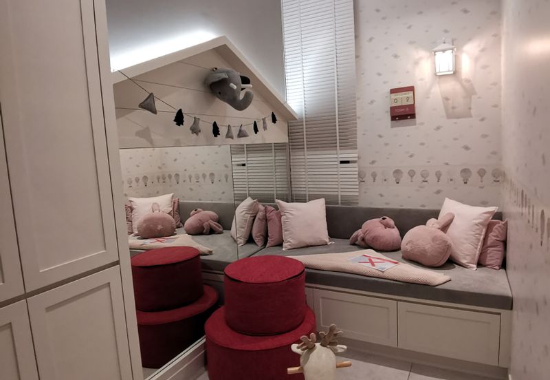 PANGSAPURI SERVIS ASTON ACACIA