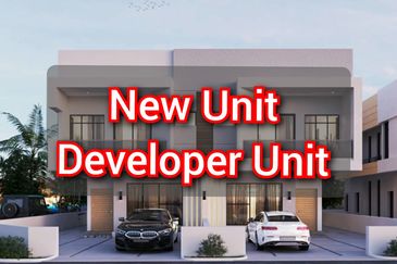 Taman Nuri Emas , direct developer
