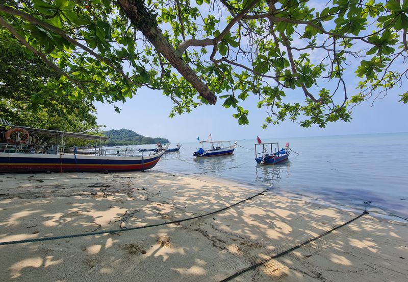 Laguna Bay Residences *