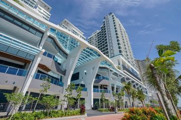 Queens Residences @ Queens Waterfront