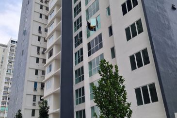 Emerald Residence Bayan Lepas , Free All Stamping