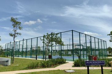 Gated & Guarded Bandar Setia Fontaines Semi D Single Storey high ceiling volumn