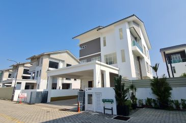 Taman Lembah Permai , Direct Developer Unit