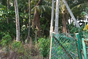 Jalan Bukit Minyak land for sale