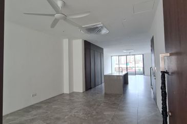 Hinai Heights Luxury Duplex Villas Tanjong Bungah Freehold