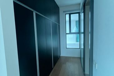 The Treez Jalil Residence