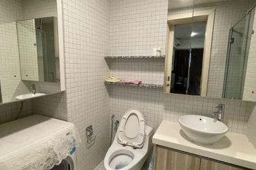 Sixceylon Condominium