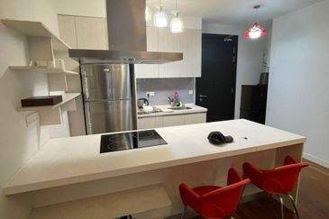 Sixceylon Condominium