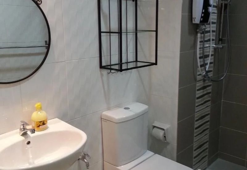 The Zest @ Kinrara 9