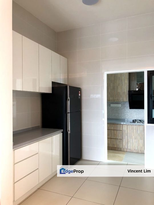 Sky Condominium Bandar Puchong Jaya Near IOI Mall Boulevard Bukit Jalil, Selangor, Puchong