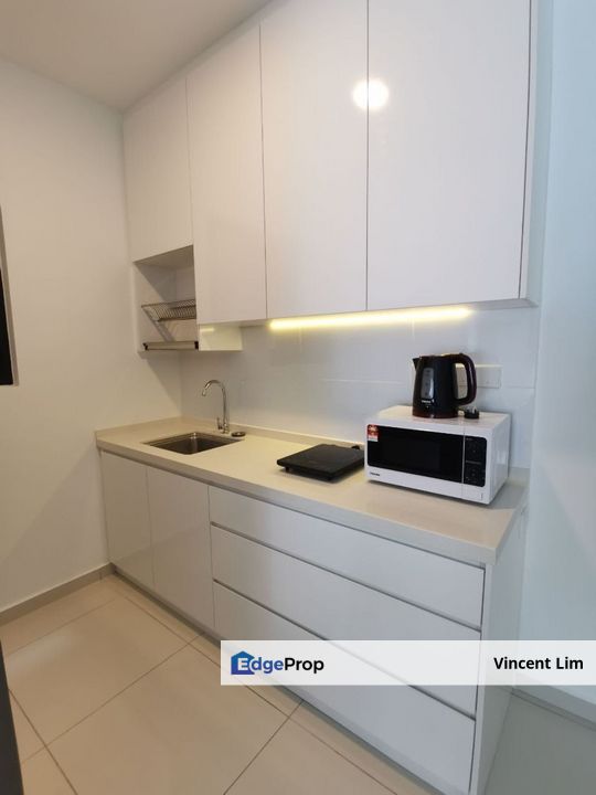 Kenwingston Skylofts Condominium USJ 1 Subang Jaya 2 Bedroom Kitchen Near BRT South Quay Sunway, Selangor, Subang Jaya