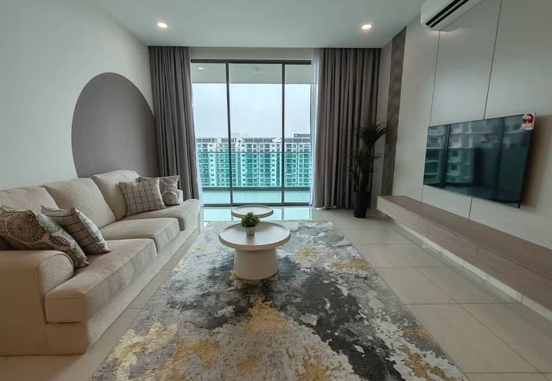 FOR SALE Brand New Largest Luxurious Condominium in Selangor Klang Valley Near Subang Jaya