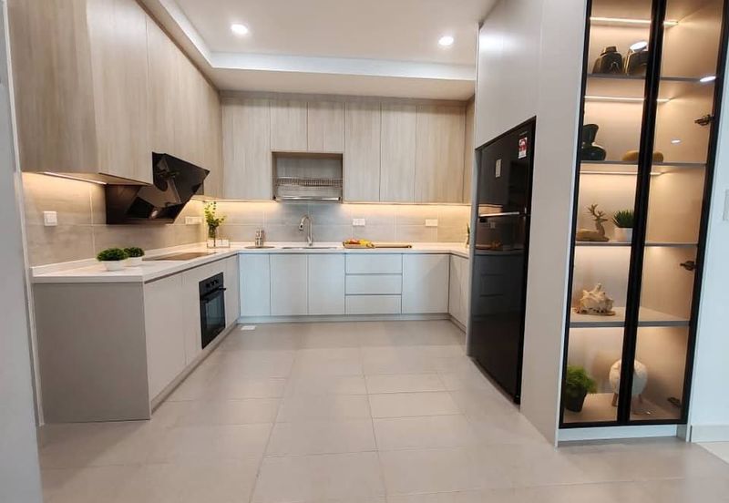 FOR SALE Brand New Largest Luxurious Condominium in Selangor Klang Valley Near Subang Jaya