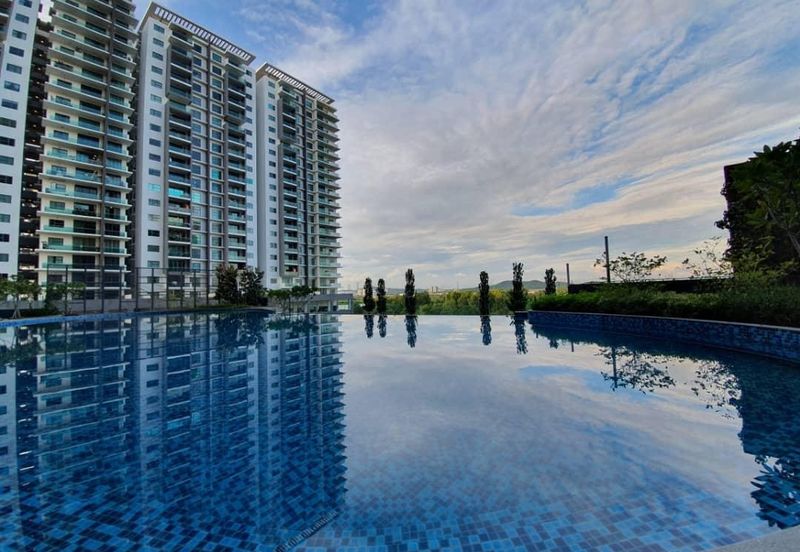 FOR SALE Brand New Largest Luxurious Condominium in Selangor Klang Valley Near Subang Jaya