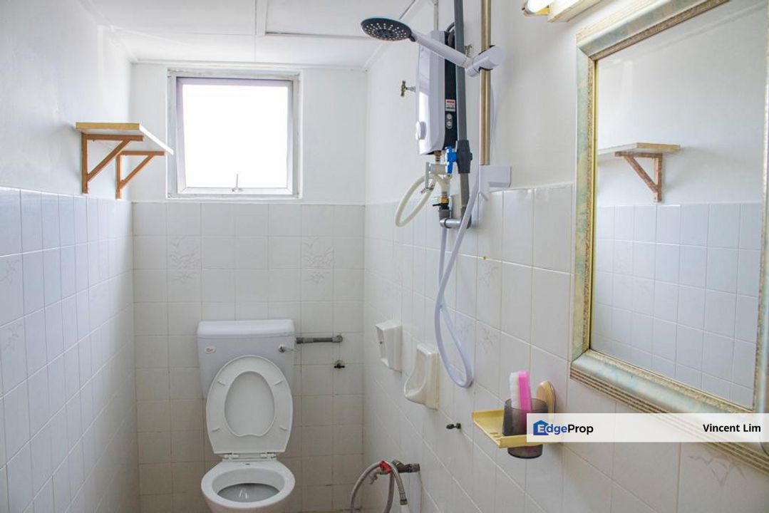 Goodyear Court 6 Apartment Subang Jaya Near USJ Taipan LRT Station, Selangor, USJ