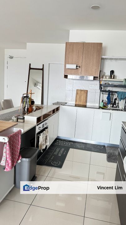 Aratre Residences Condominium Ara Damansara Near LRT Citta Mall, Selangor, Ara Damansara