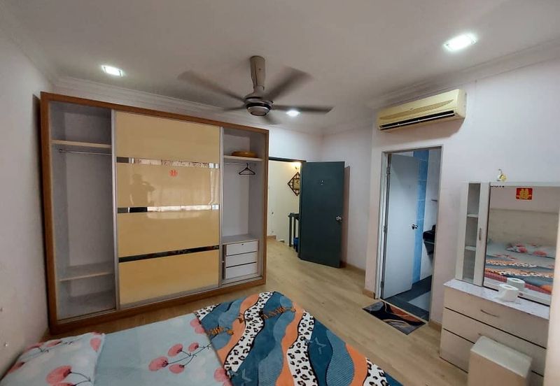 Taman Wawasan, Pusat Bandar Puchong