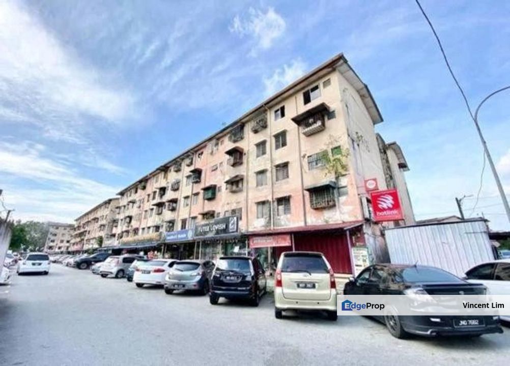 Ground Floor Flat Taman Puchong Permai Near Bandar Puteri IOI Mall, Selangor, Puchong