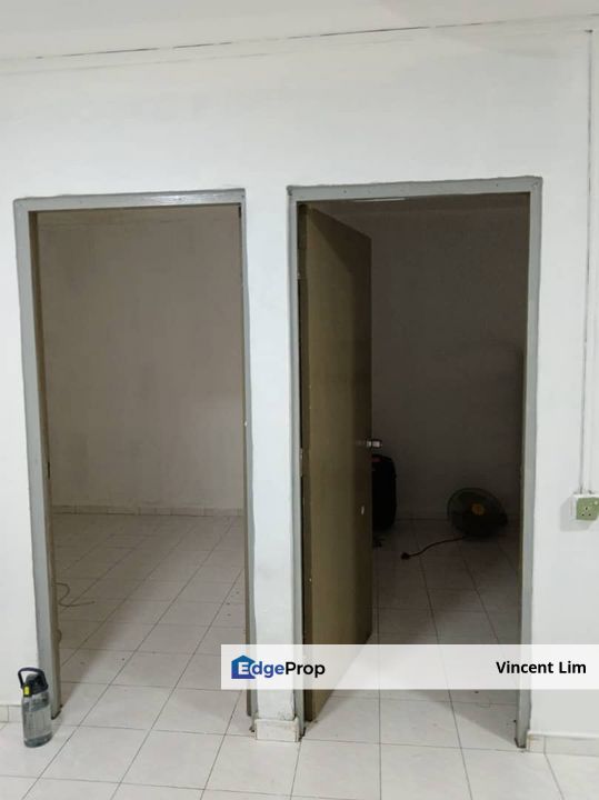 Ground Floor Flat Taman Puchong Permai Near Bandar Puteri IOI Mall, Selangor, Puchong