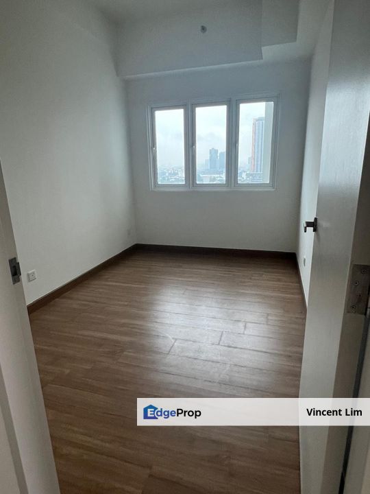 Plaza Kelana Jaya Glenmarie LRT Lincoln Paradigm Taman Mayang Megah SS 2, Selangor, Kelana Jaya