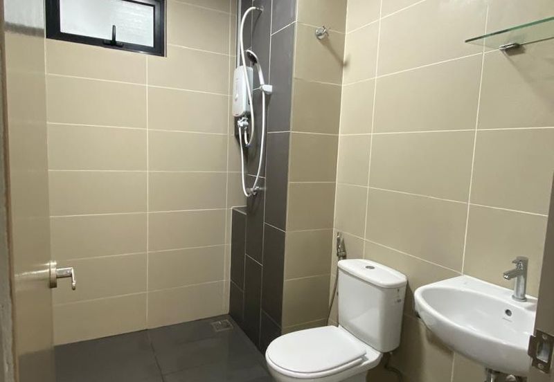 Zentro Residences @ 16 Sierra