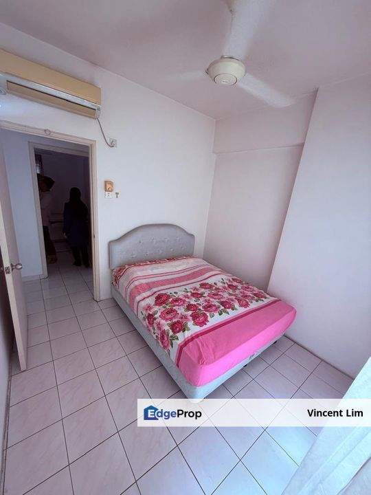 Vista Millennium Condominium Partially Furnished Near LRT Puchong Perdana Bandar Puteri, Selangor, Puchong