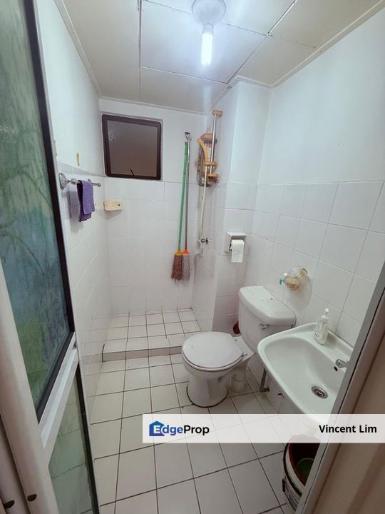 Vista Millennium Condominium Partially Furnished Near LRT Puchong Perdana Bandar Puteri, Selangor, Puchong