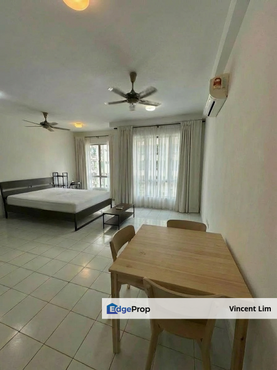 Casa Tiara Condominium Subang Jaya Fully Furnished Studio Near LRT KTM Station Subang Parade, Selangor, Subang Jaya