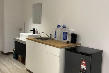 Cubic Botanical (Residensi Rimba)