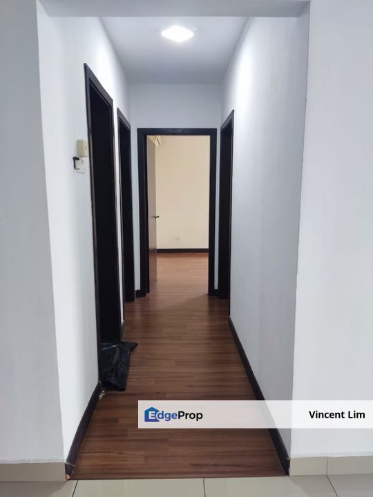 Zen Residence Condominium Partially Furnished Near Bandar Puteri Puchong Setiawalk IOI Boulevard, Selangor, Puchong