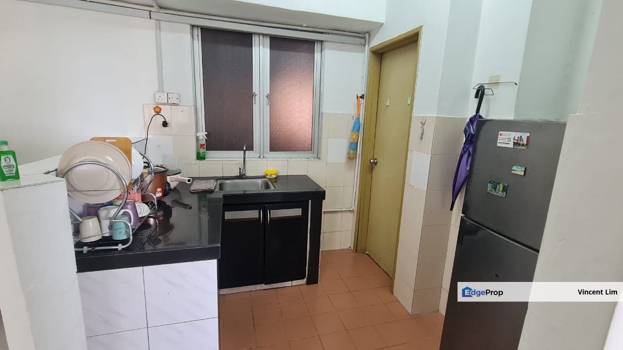 Rhythm Avenue Condominium USJ Subang Jaya Fully Furnished Near LRT BRT Station Taipan Sunway, Selangor, USJ