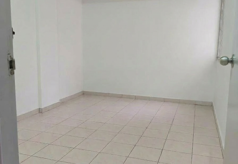 Makmur Apartment, Taman Sri Subang